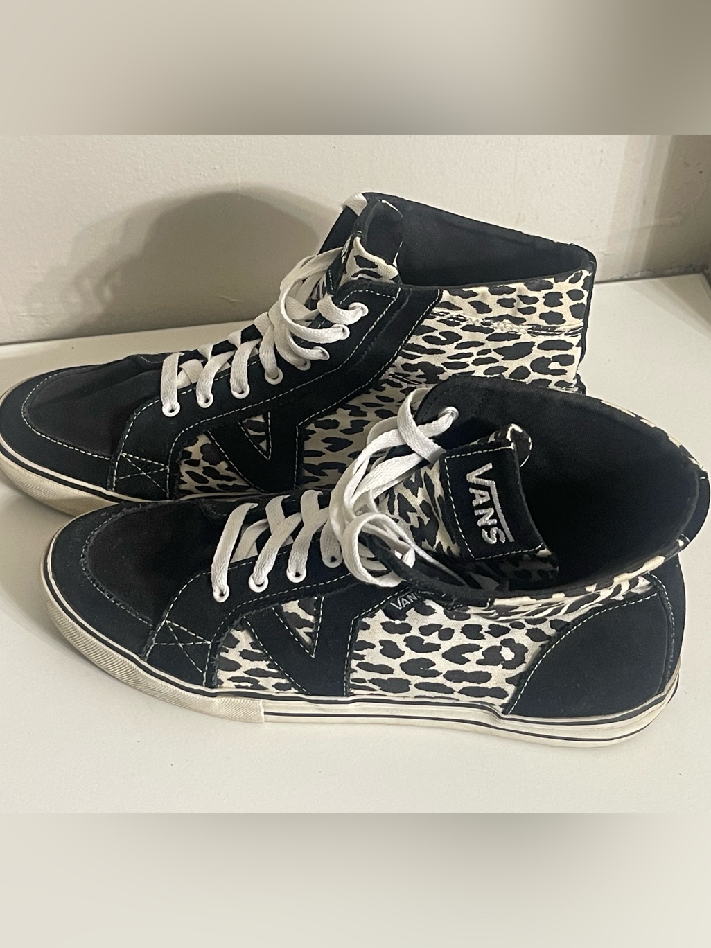 Vans Women's High-Top Sneakers In Black & White Leopard Print Size 9
